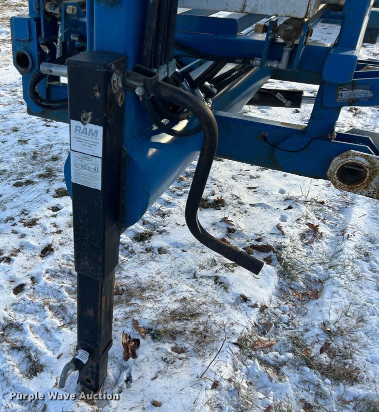 image for item JU9711 Plus1  hay bale trailer