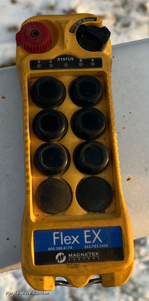 image for item JU9711 Plus1  hay bale trailer