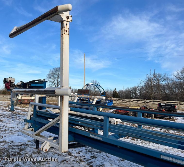 image for item JU9711 Plus1  hay bale trailer