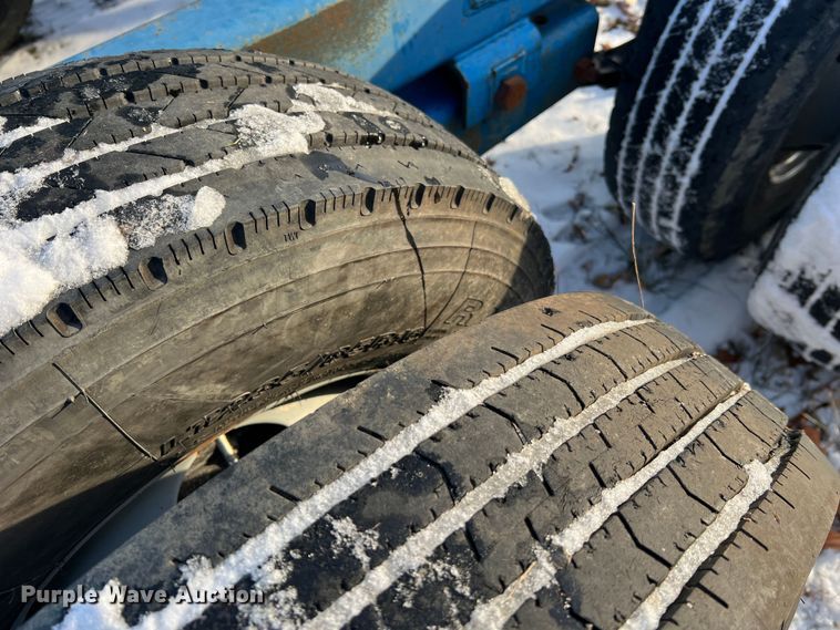 image for item JU9711 Plus1  hay bale trailer