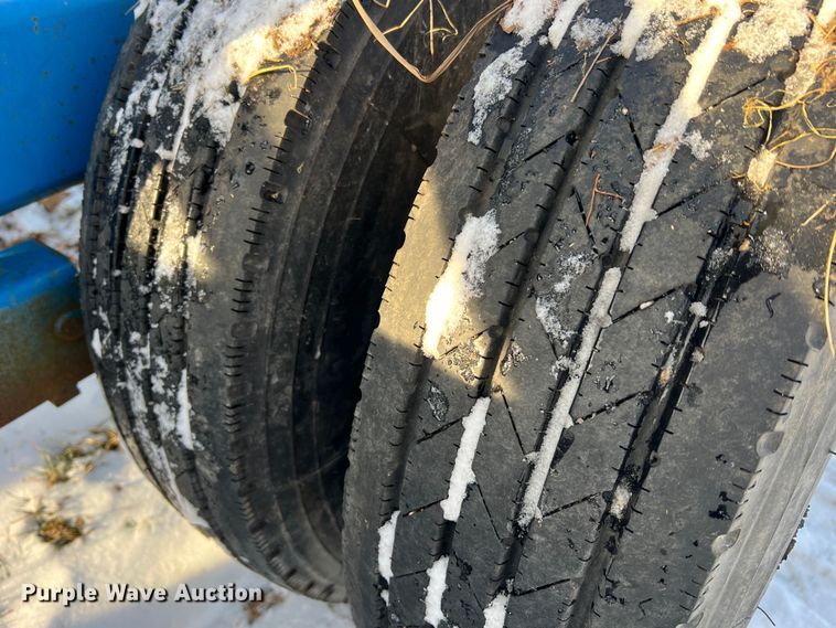 image for item JU9711 Plus1  hay bale trailer