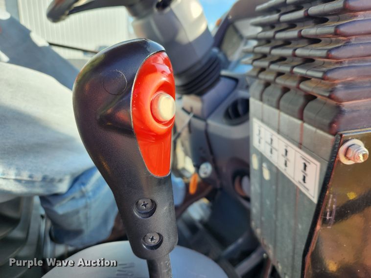 image for item KT9504 Kubota M6-111  MFWD tractor