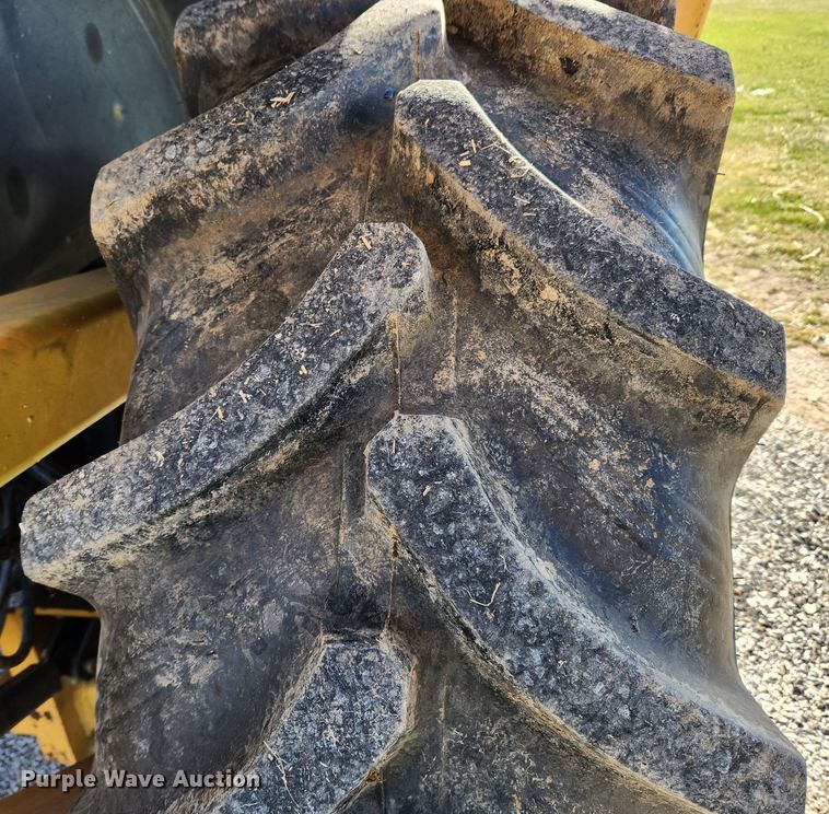 image for item KT9504 Kubota M6-111  MFWD tractor