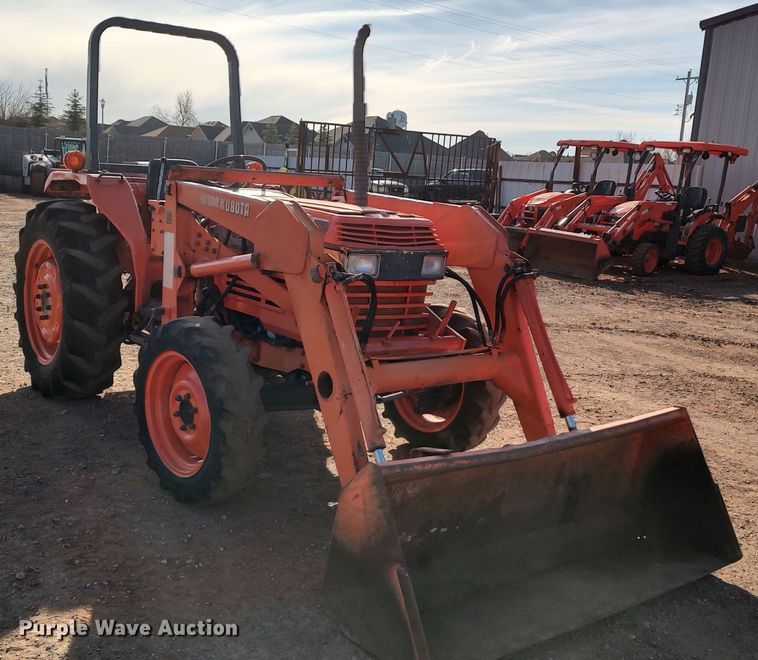 image for item LK9507 Kubota L4150DT  MFWD tractor