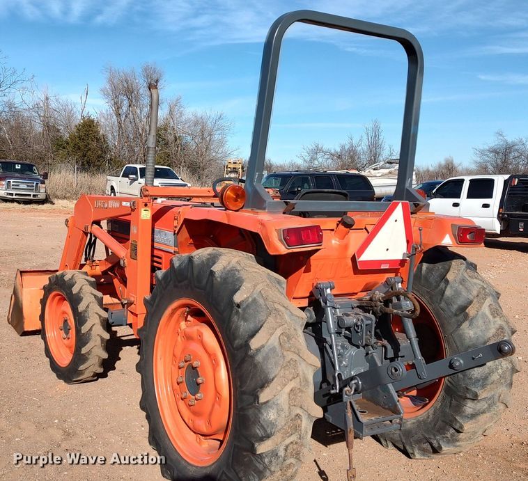 image for item LK9507 Kubota L4150DT  MFWD tractor