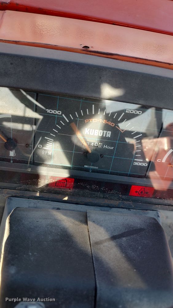 image for item LK9507 Kubota L4150DT  MFWD tractor