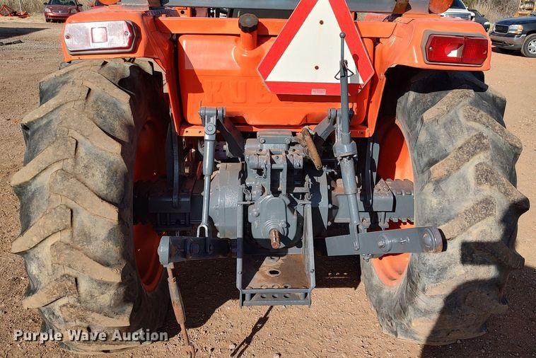 image for item LK9507 Kubota L4150DT  MFWD tractor