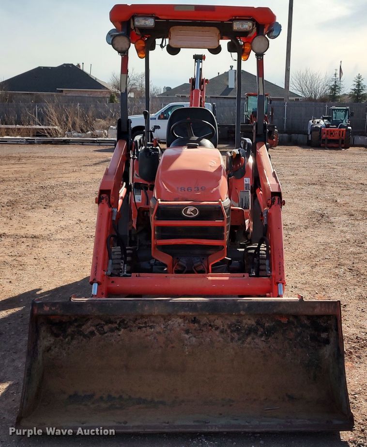 image for item LK9508 Kubota B26  backhoe
