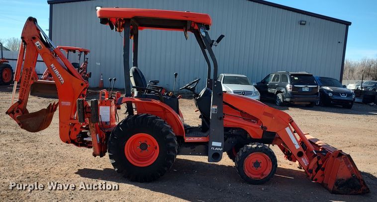 image for item LK9508 Kubota B26  backhoe