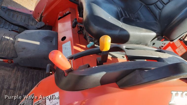 image for item LK9508 Kubota B26  backhoe