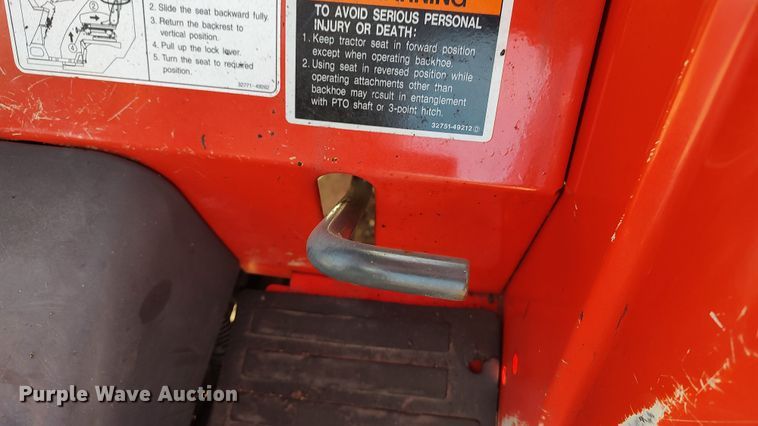 image for item LK9508 Kubota B26  backhoe