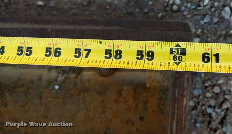 image for item LK9508 Kubota B26  backhoe