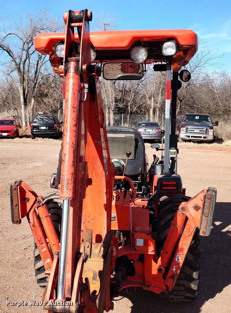 image for item LK9508 Kubota B26  backhoe