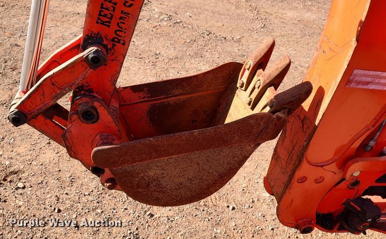 image for item LK9508 Kubota B26  backhoe