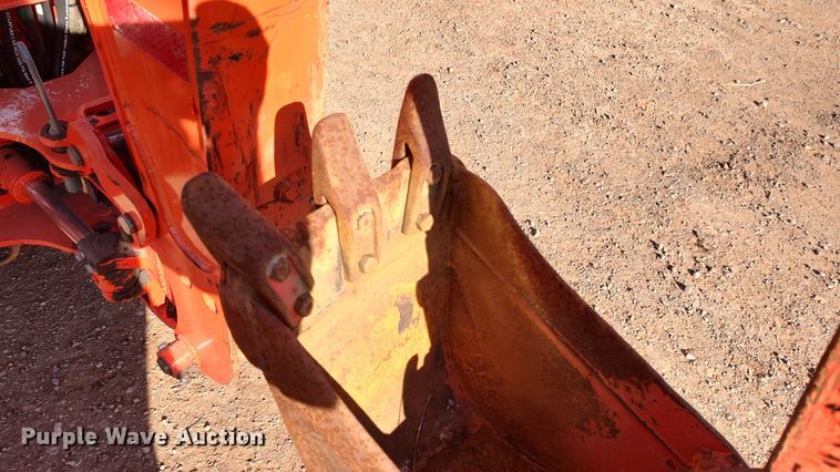 image for item LK9508 Kubota B26  backhoe