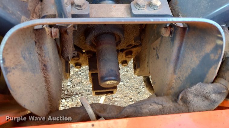 image for item LK9508 Kubota B26  backhoe