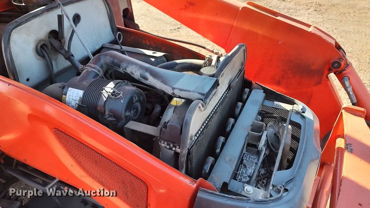 image for item LK9508 Kubota B26  backhoe