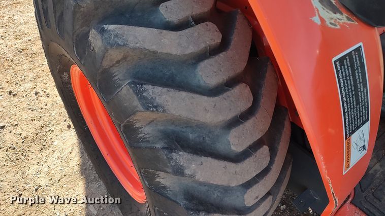 image for item LK9508 Kubota B26  backhoe