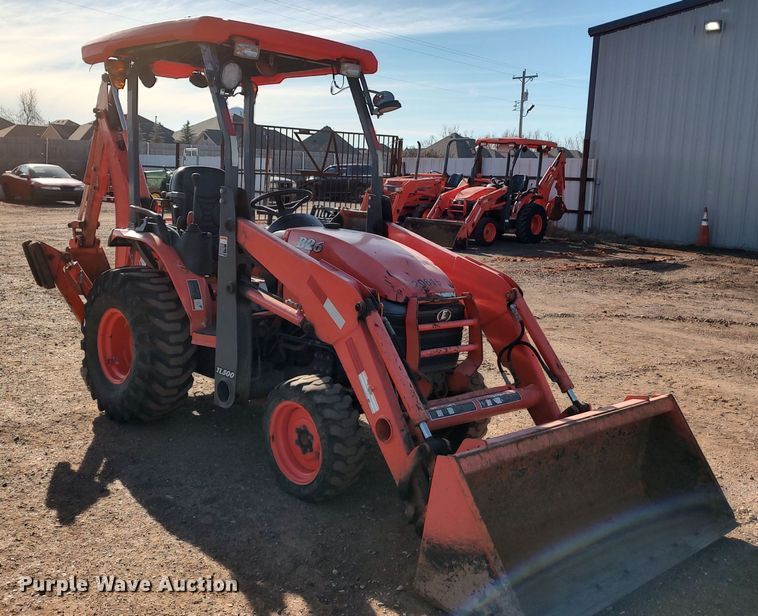 image for item LK9509 Kubota B26  backhoe