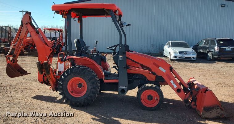 image for item LK9509 Kubota B26  backhoe