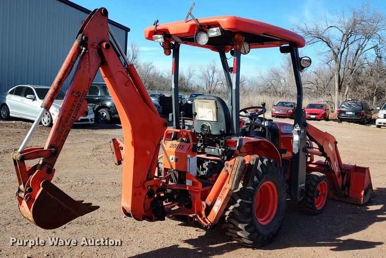 image for item LK9509 Kubota B26  backhoe