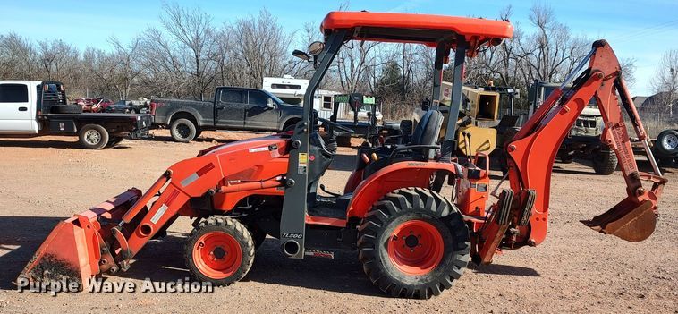 image for item LK9509 Kubota B26  backhoe