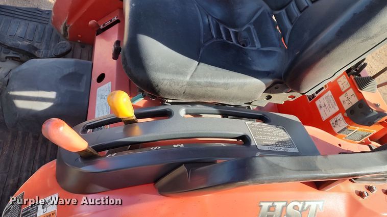 image for item LK9509 Kubota B26  backhoe