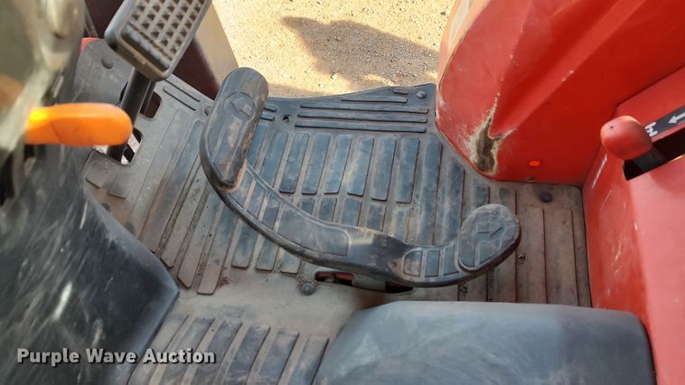 image for item LK9509 Kubota B26  backhoe