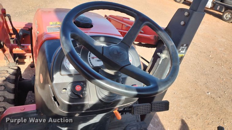 image for item LK9509 Kubota B26  backhoe