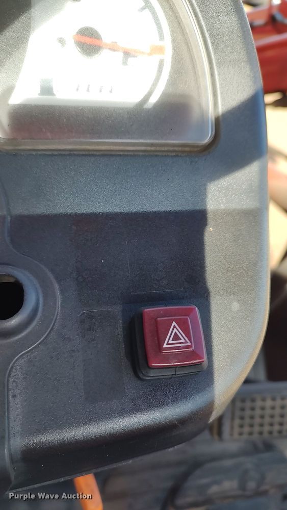 image for item LK9509 Kubota B26  backhoe