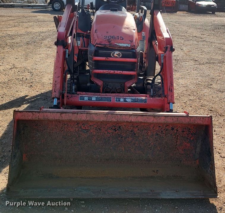 image for item LK9509 Kubota B26  backhoe