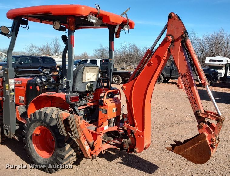 image for item LK9509 Kubota B26  backhoe