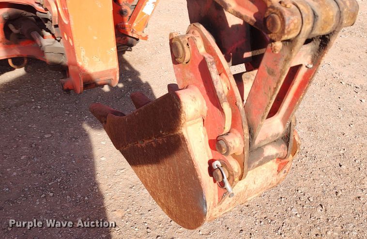 image for item LK9509 Kubota B26  backhoe