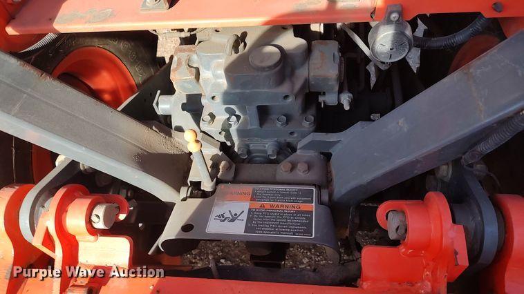 image for item LK9509 Kubota B26  backhoe