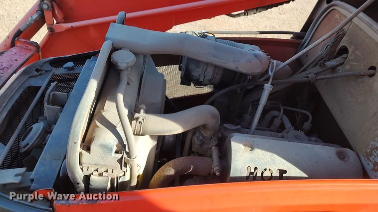 image for item LK9509 Kubota B26  backhoe