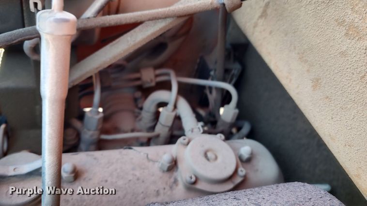 image for item LK9509 Kubota B26  backhoe