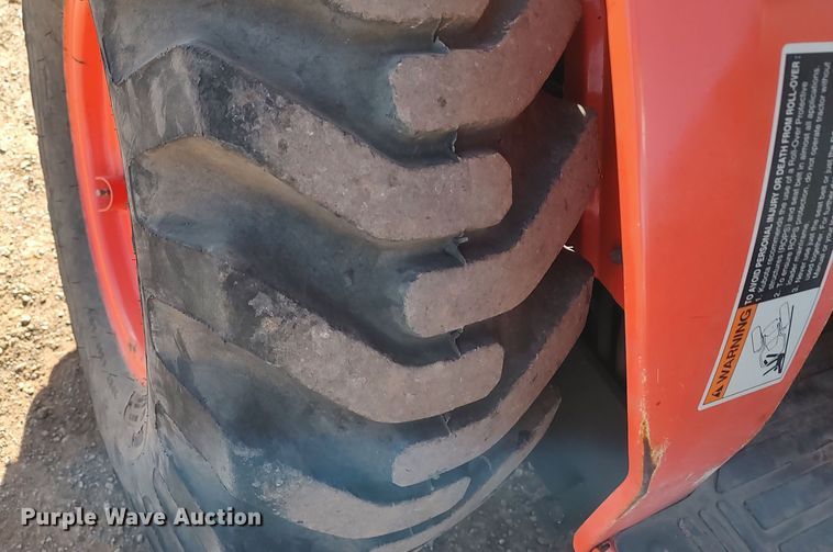 image for item LK9509 Kubota B26  backhoe