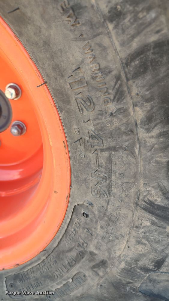 image for item LK9509 Kubota B26  backhoe