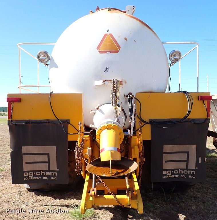 image for item LK9522 Ag-Chem TerraGator 2505  sludge spreader