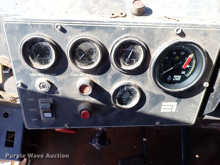 image for item LK9522 Ag-Chem TerraGator 2505  sludge spreader