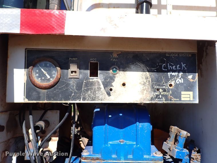 image for item LK9522 Ag-Chem TerraGator 2505  sludge spreader