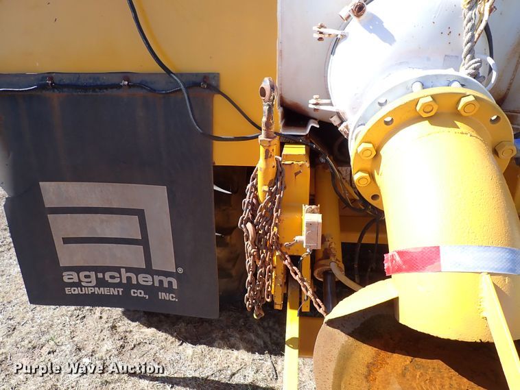 image for item LK9522 Ag-Chem TerraGator 2505  sludge spreader