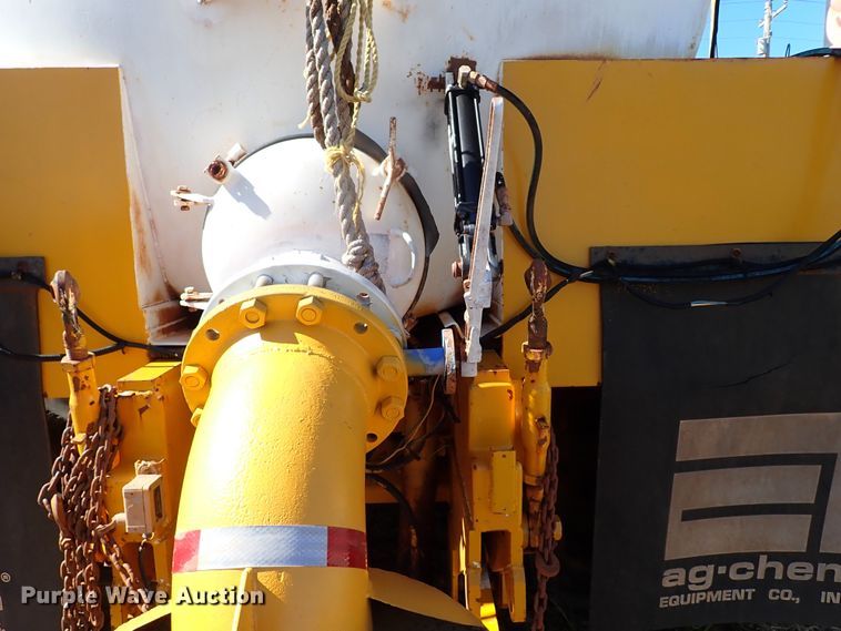 image for item LK9522 Ag-Chem TerraGator 2505  sludge spreader