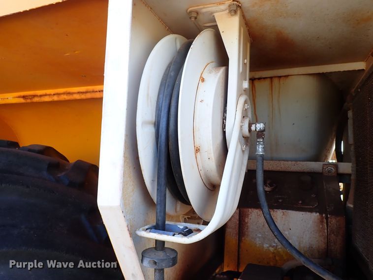 image for item LK9522 Ag-Chem TerraGator 2505  sludge spreader