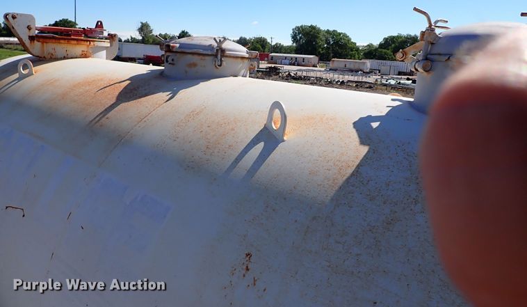 image for item LK9522 Ag-Chem TerraGator 2505  sludge spreader