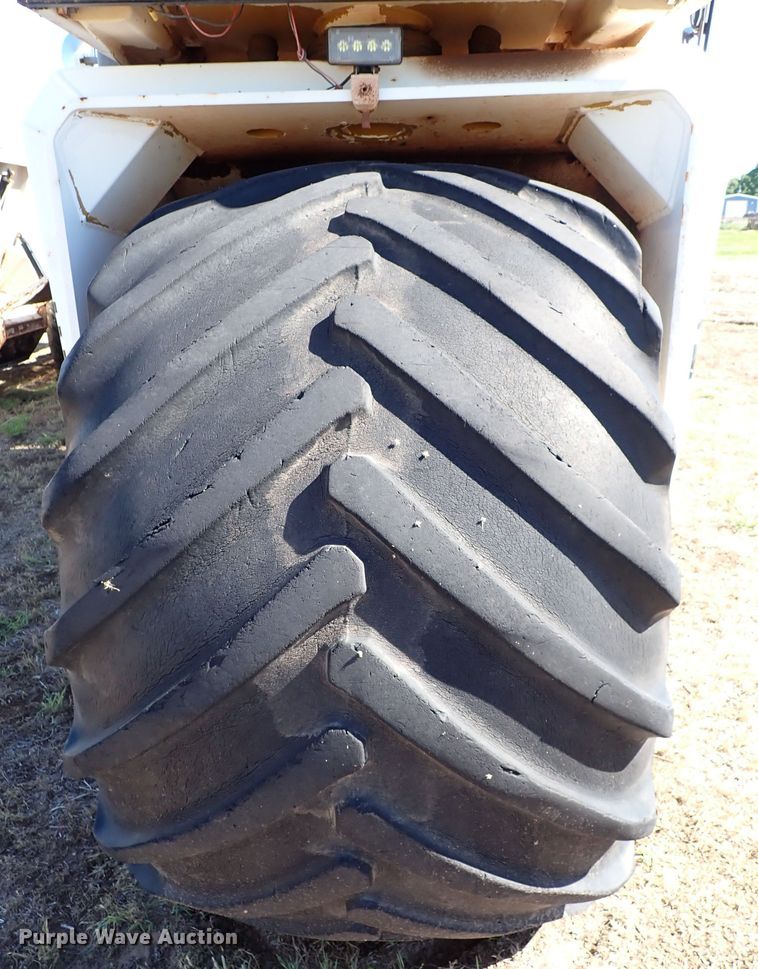 image for item LK9522 Ag-Chem TerraGator 2505  sludge spreader