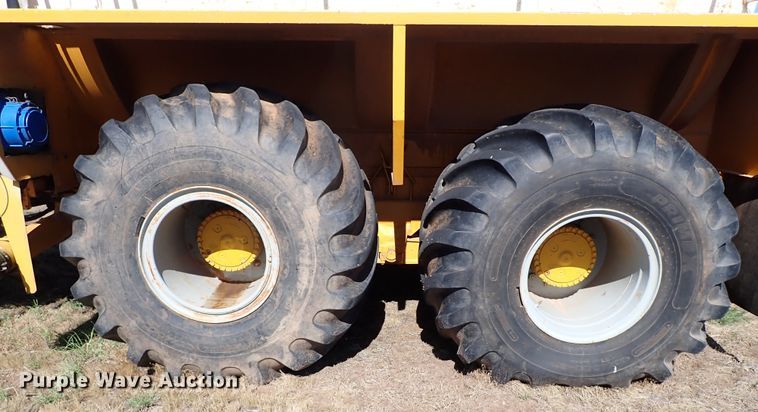 image for item LK9522 Ag-Chem TerraGator 2505  sludge spreader