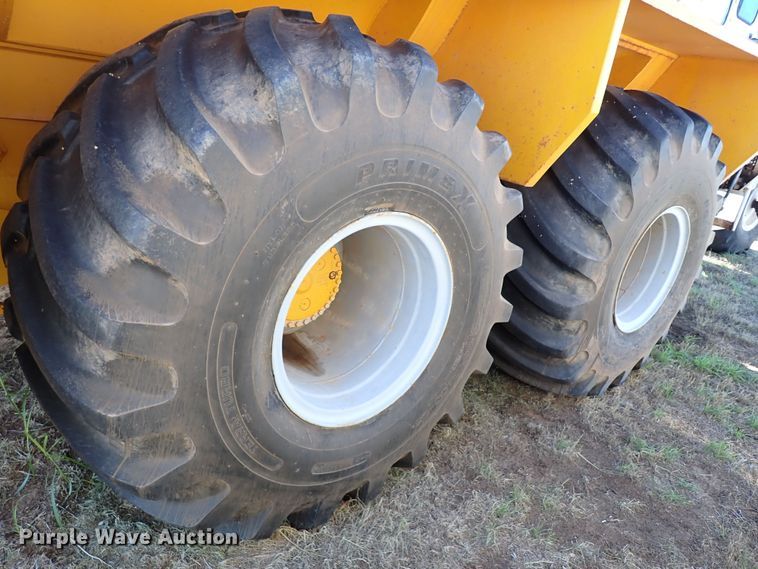 image for item LK9522 Ag-Chem TerraGator 2505  sludge spreader