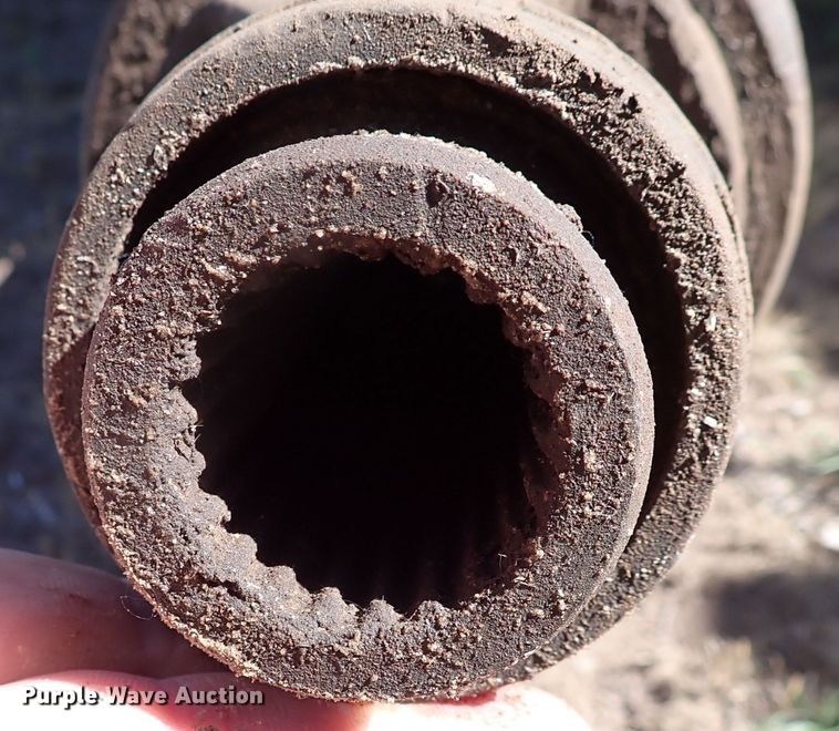 image for item LK9523 Kuhn Knight Slinger 8132  manure spreader