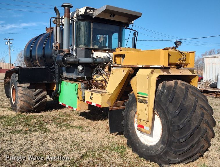 image for item LK9525 Ag-Chem TerraGator  slurry applicator